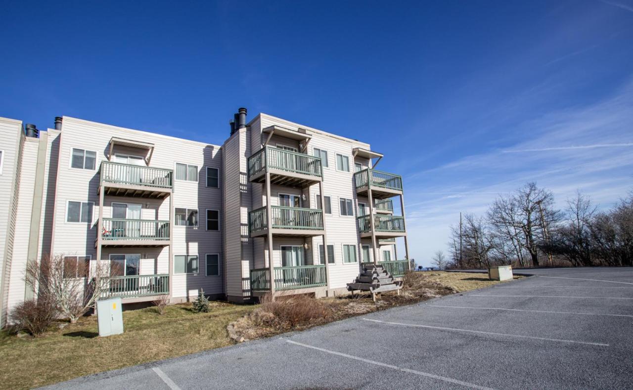 Condo At Pinnacle Inn Resort Beech Mountain Exterior foto